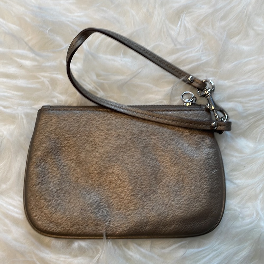 COACH clutch wallet - Picture 2 of 4